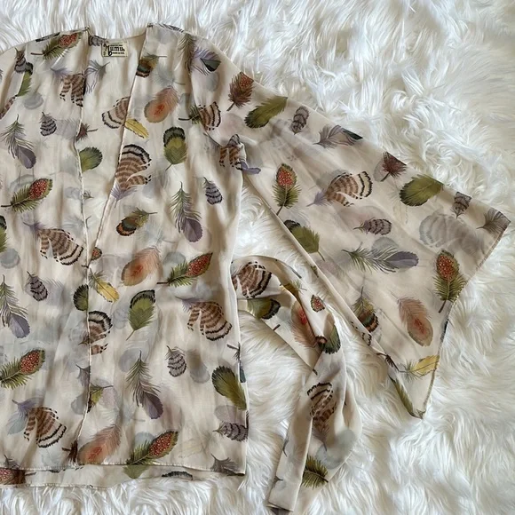 Show Me Your Mumu Kimono ~ in Feather 🪶 Print - Picture 7 of 14
